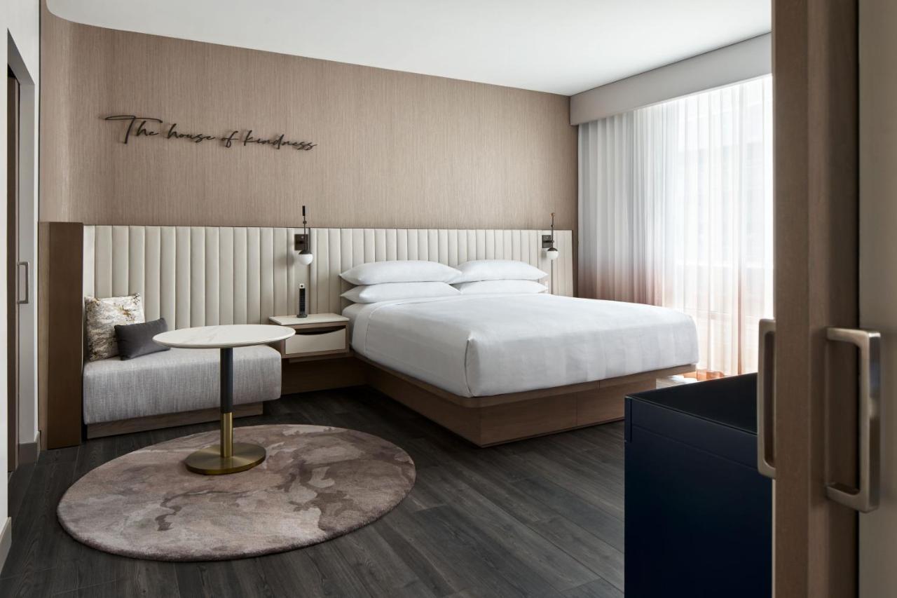 Marriott Downtown At Marriott Hq Hotel 3*